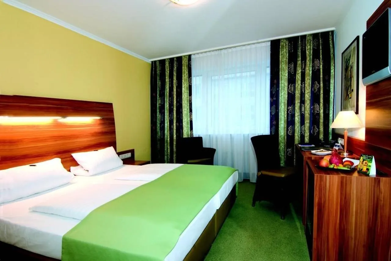 Hotel Wallis Munich 3*,