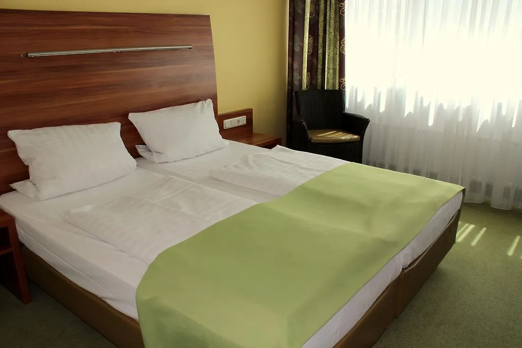 Hotel Wallis Munich 3*,